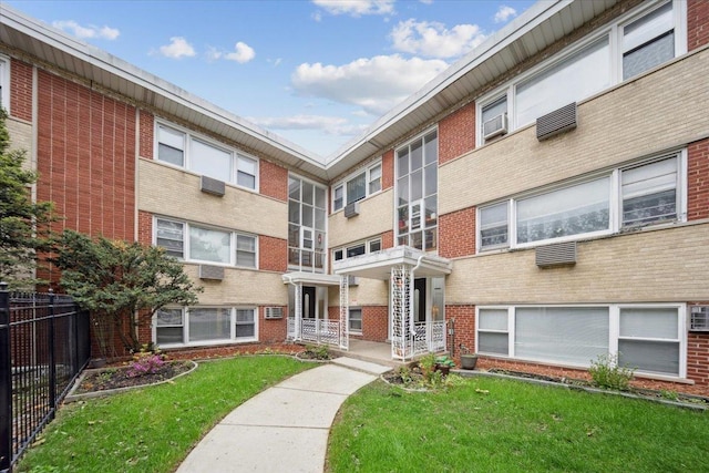 6357 W Addison St Unit Gse, Chicago, IL 60634 - photo 1