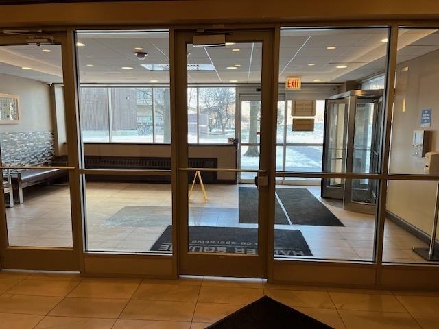 4850 S Lake Park Ave Unit 1707, Chicago, IL 60615 - photo 2