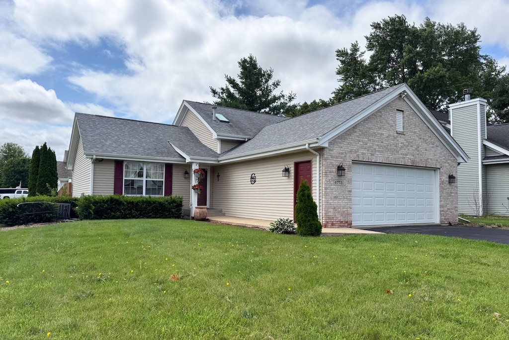 4773 Terrang Trl, Machesney Park, IL 61115 - photo 1
