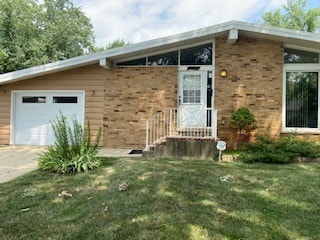 4120 Greenbrier Ln, Richton Park, IL 60471 - photo 1