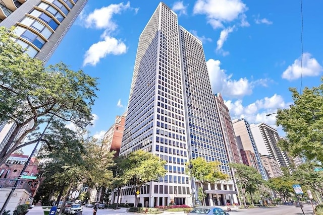 1100 N Lake Shore Dr Unit 11B, Chicago, IL 60611 - photo 1