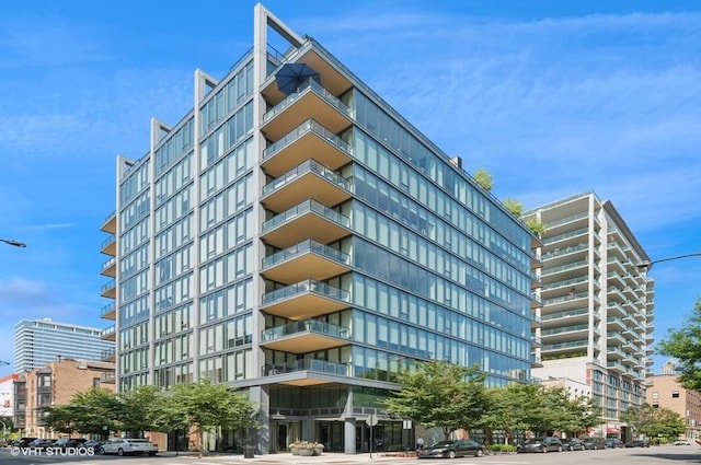 366 W Superior St Unit 1002, Chicago, IL 60654 - photo 1
