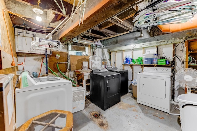 201 S Hebbard St, Joliet, IL 60433 - photo 17