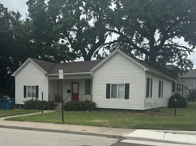 2302 4th St, Peru, IL 61354 - photo 1