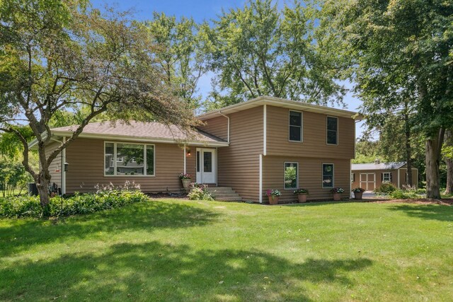 41W121 Foal Ln, Elburn, IL 60119 - photo 1