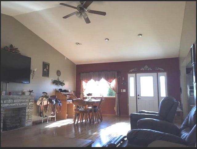 1502 N Joliet St, Lasalle, IL 61301 - photo 2