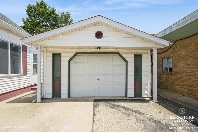 304 Buena Vista Ave, Pekin, IL 61554 - photo 3