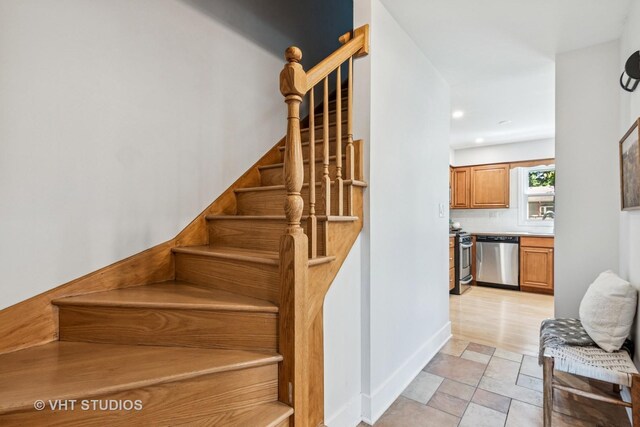 1575 Burning Trl, Wheaton, IL 60189 - photo 4