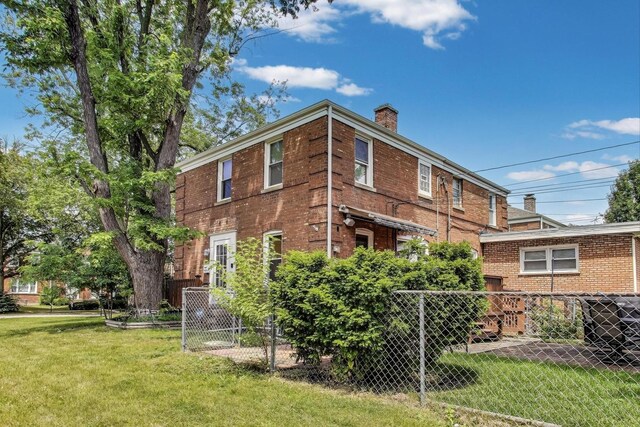 8303 Lawndale Ave, Skokie, IL 60076 - photo 20