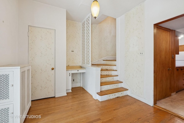 2946 W Wilson Ave, Chicago, IL 60625 - photo 2