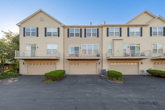 756 Lambert Ln, Bartlett, IL 60103 - photo 26