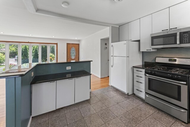 1121 Whitfield Rd, Northbrook, IL 60062 - photo 9