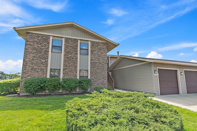 1310 Gifford Ct Unit B, Hanover Park, IL 60133 - photo 1