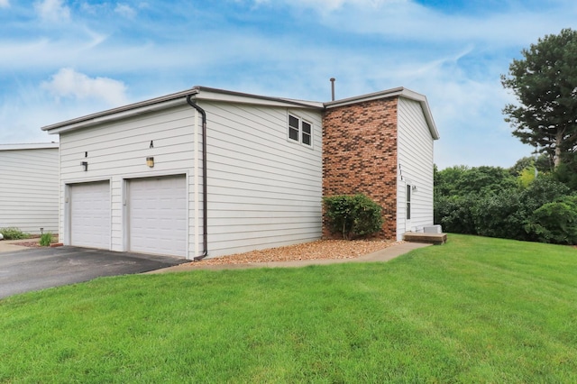2516 E Washington St Unit A, Bloomington, IL 61704 - photo 1