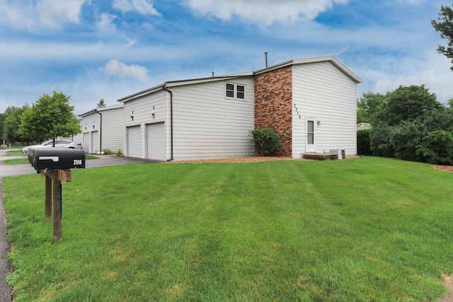 2516 E Washington St Unit A, Bloomington, IL 61704 - photo 29