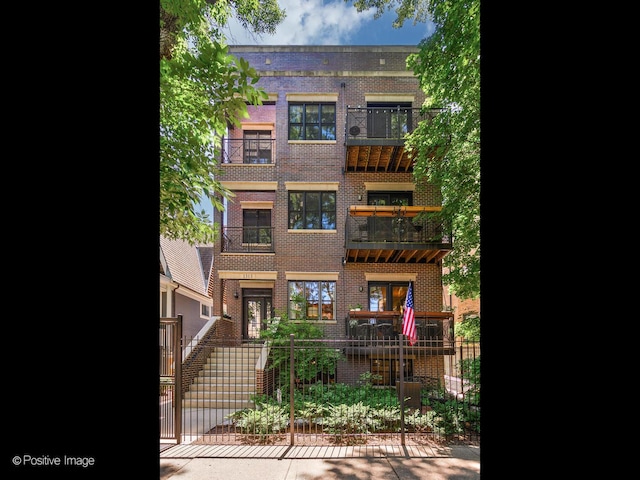1313 W Carmen Ave Unit 1N, Chicago, IL 60640 - photo 1