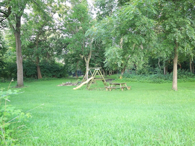 000 Mountain Ln, Freeport, IL 61032 - photo 49
