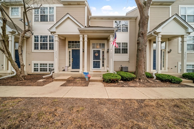 34325 N Barberry Rd, Round Lake, IL 60073 - photo 2