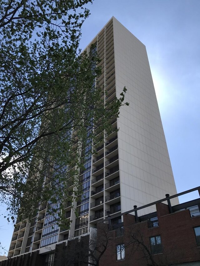 1636 N Wells St Unit 2007, Chicago, IL 60614 - photo 1