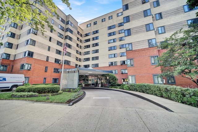 5056 N Marine Dr Unit 7B, Chicago, IL 60640 - photo 2