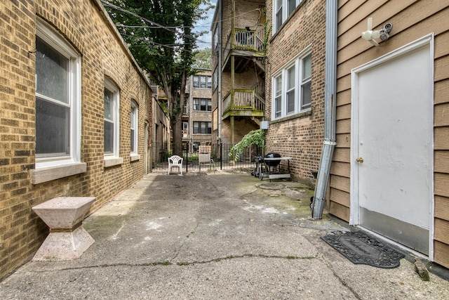 2110 W Arthur Ave, Chicago, IL 60645 - photo 22