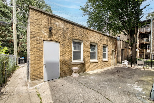 2110 W Arthur Ave, Chicago, IL 60645 - photo 23