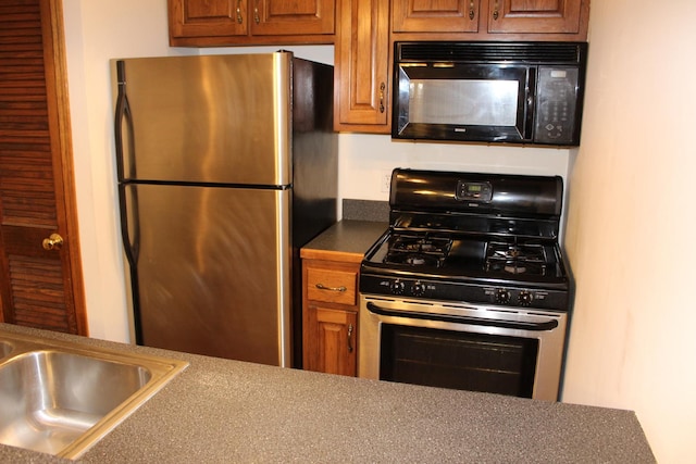 1801 Lisbon Rd Unit C, Morris, IL 60450 - photo 7