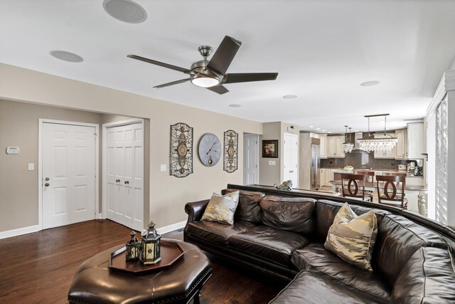 870 Malibu Ct, Carol Stream, IL 60188 - photo 11