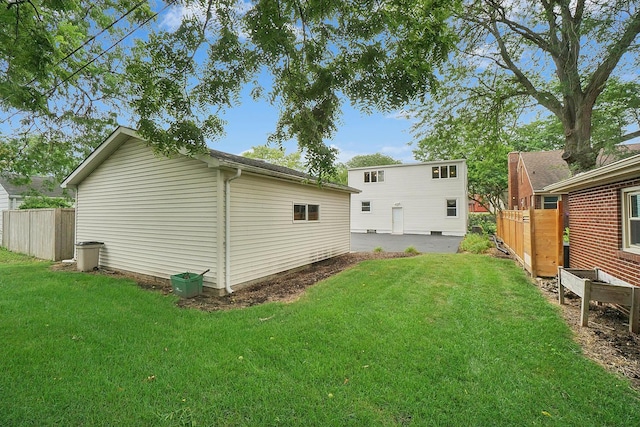 716 Catherine St, Joliet, IL 60435 - photo 2