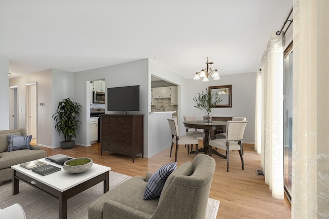 271 Middlebury Ct Unit C1, Schaumburg, IL 60193 - photo 2