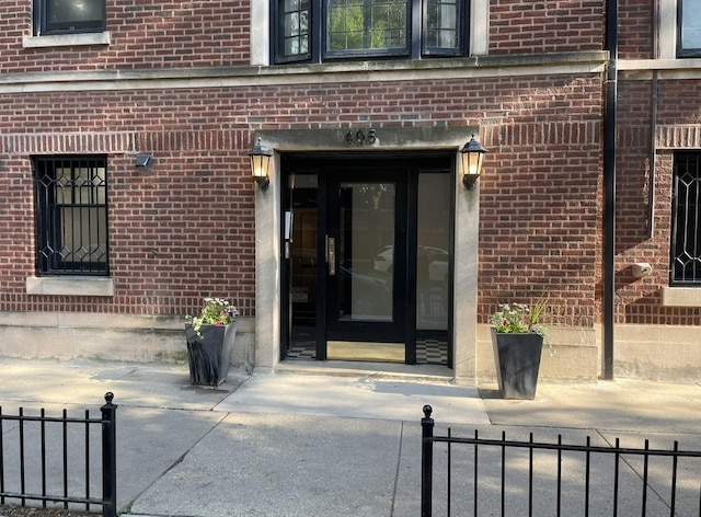 405 W Briar Pl Unit Cg, Chicago, IL 60657 - photo 1
