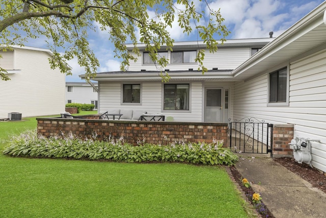 1057 Shannock Ln, Schaumburg, IL 60193 - photo 2