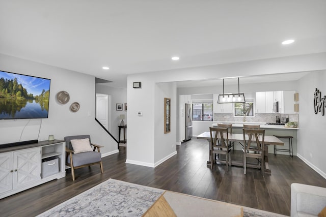 1057 Shannock Ln, Schaumburg, IL 60193 - photo 8