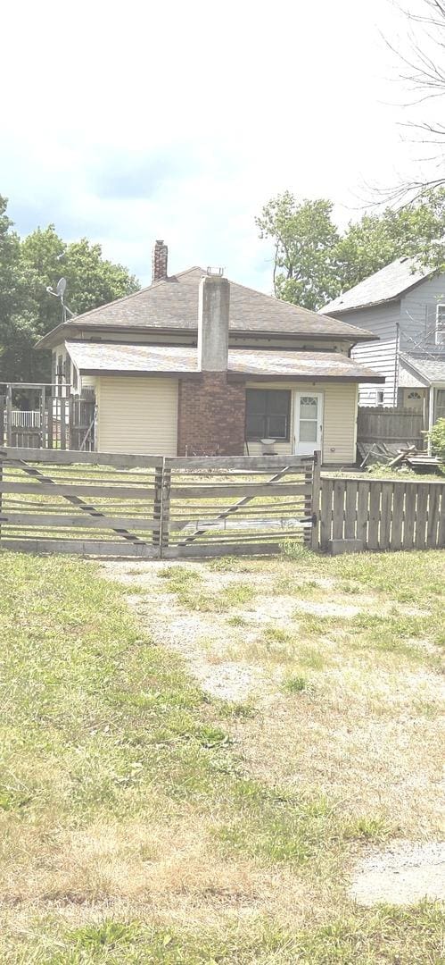 314 N Market St N, Hoopeston, IL 60942 - photo 2