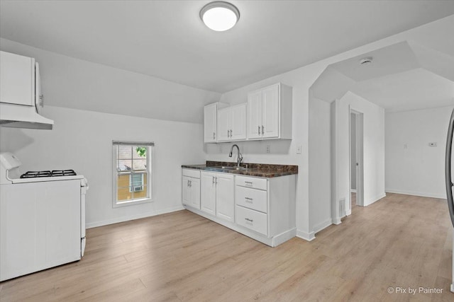 767 Dixon Ave, Elgin, IL 60120 - photo 9