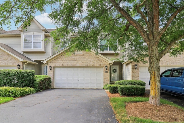 928 Viewpoint Dr, Lake In The Hills, IL 60156 - photo 1