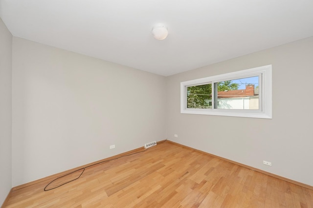9354 Twin Oaks Ln, Des Plaines, IL 60016 - photo 19