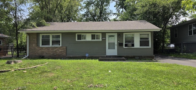3043 Sussex Ave, Markham, IL 60428 - photo 1