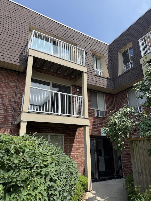 5 Villa Verde Dr Unit 207, Buffalo Grove, IL 60089 - photo 2