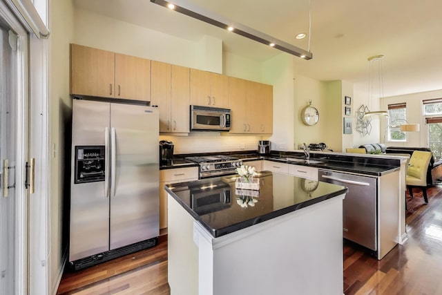 1219 N Sedgwick St, Chicago, IL 60610 - photo 6
