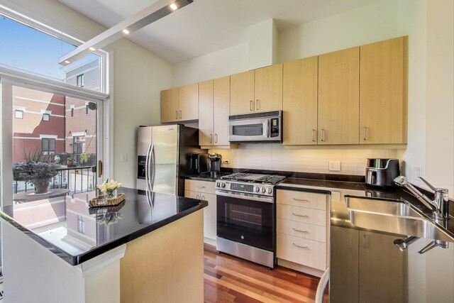 1219 N Sedgwick St, Chicago, IL 60610 - photo 7