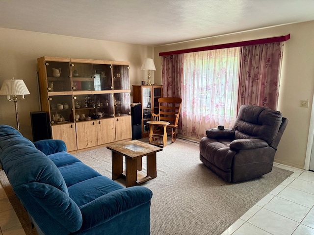 746 N Edgelawn Dr, Aurora, IL 60506 - photo 2