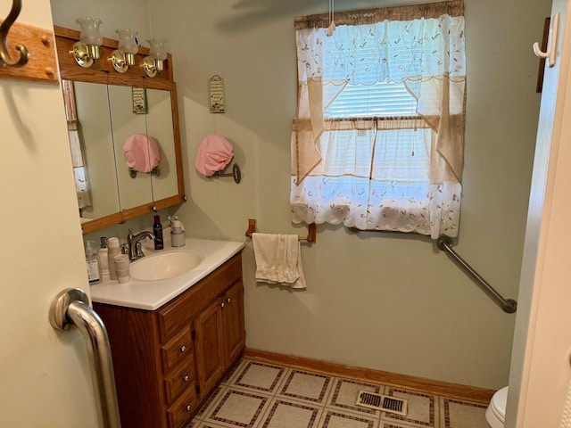 746 N Edgelawn Dr, Aurora, IL 60506 - photo 9