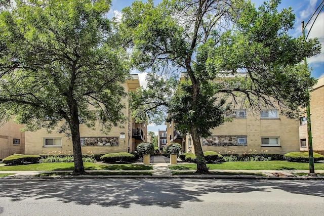 6858 N NW Hwy Unit 2E, Chicago, IL 60631 - photo 1