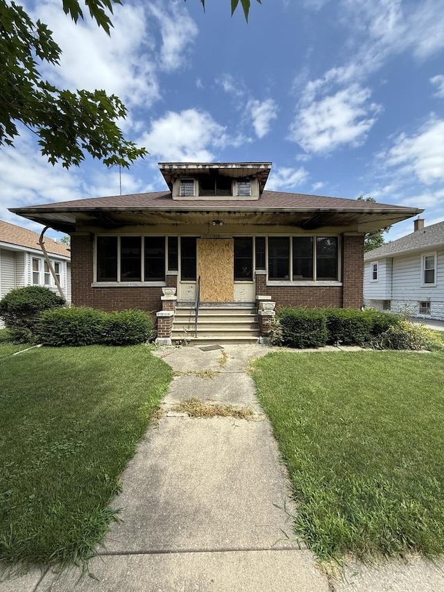 420 Cowles Ave, Joliet, IL 60435 - photo 2