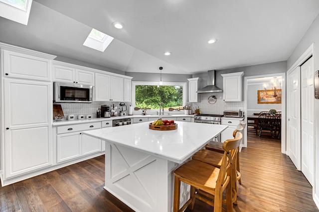 640 Silver Berry Dr, Crystal Lake, IL 60014 - photo 8