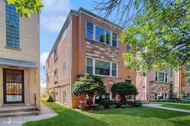 4614 N Central Ave, Chicago, IL 60630 - photo 2