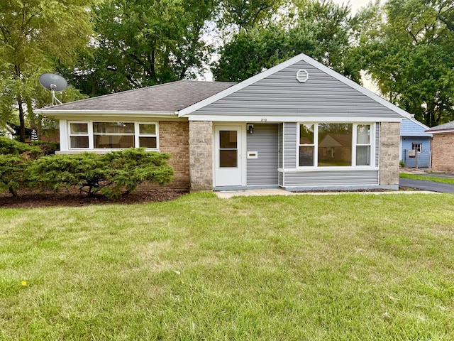 313 Minocqua St, Park Forest, IL 60466 - photo 2