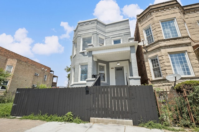 4322 W Jackson Blvd, Chicago, IL 60624 - photo 1