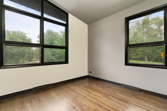 240 Oxford Rd, North Barrington, IL 60010 - photo 32